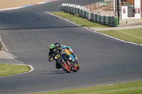 enduro-digital-images;event-digital-images;eventdigitalimages;mallory-park;mallory-park-photographs;mallory-park-trackday;mallory-park-trackday-photographs;no-limits-trackdays;peter-wileman-photography;racing-digital-images;trackday-digital-images;trackday-photos